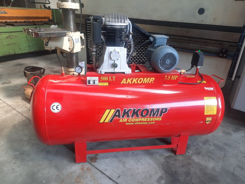 AKKOMP 500 Litre 12 Bar Kompresör
